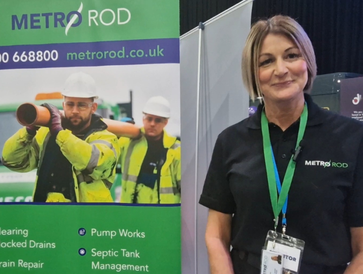 Metro rod lancashire proudly sponsors wigan business awards – the customer service excellence award